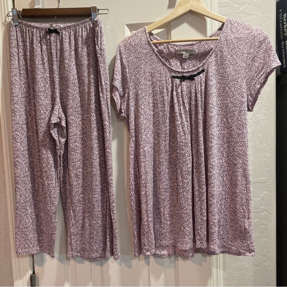 Company by Ellen Tracy Pink 2-piece  Patterned Pajama Set Size M